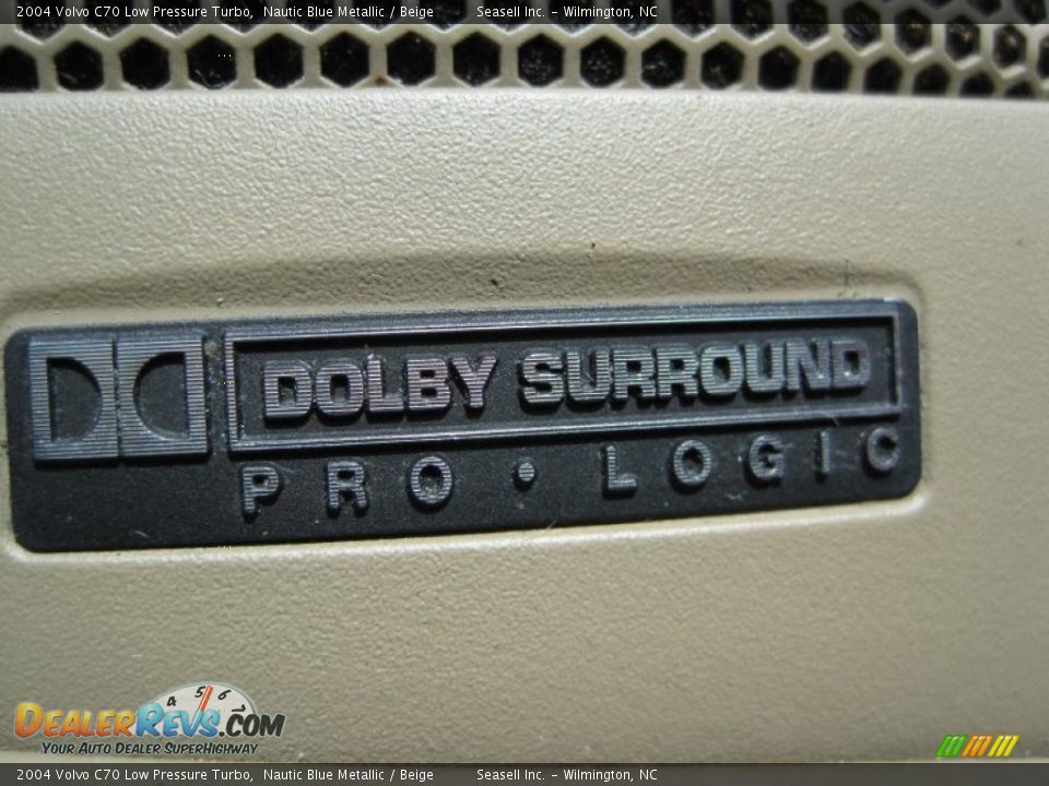 2004 Volvo C70 Low Pressure Turbo Nautic Blue Metallic / Beige Photo #25