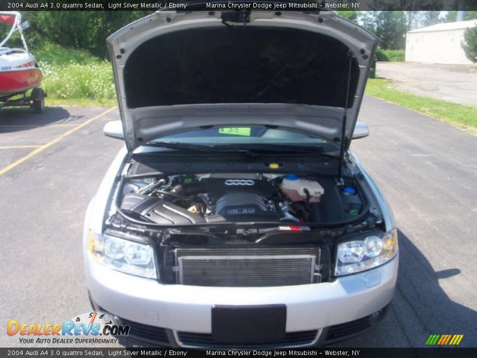 2004 Audi A4 3.0 quattro Sedan Light Silver Metallic / Ebony Photo #14