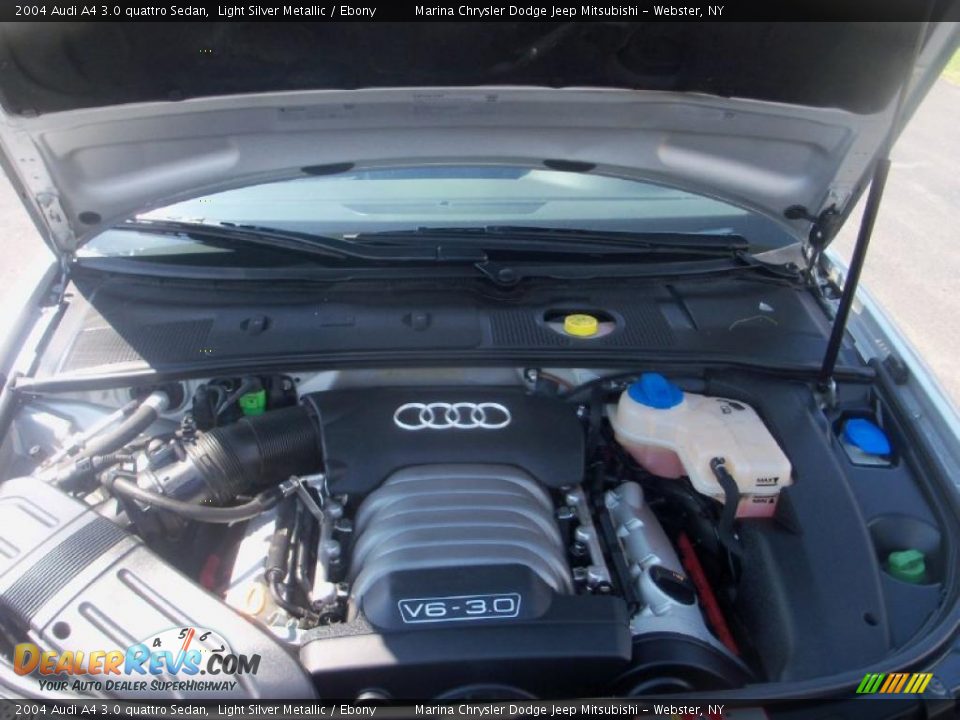 2004 Audi A4 3.0 quattro Sedan Light Silver Metallic / Ebony Photo #15