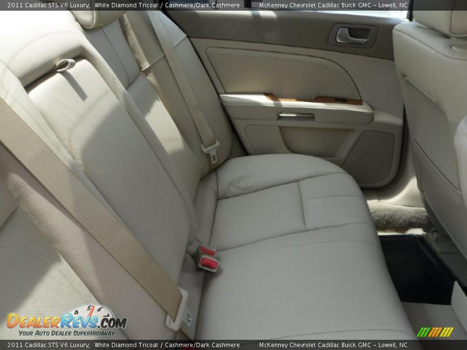 2011 Cadillac STS V6 Luxury White Diamond Tricoat / Cashmere/Dark Cashmere Photo #18