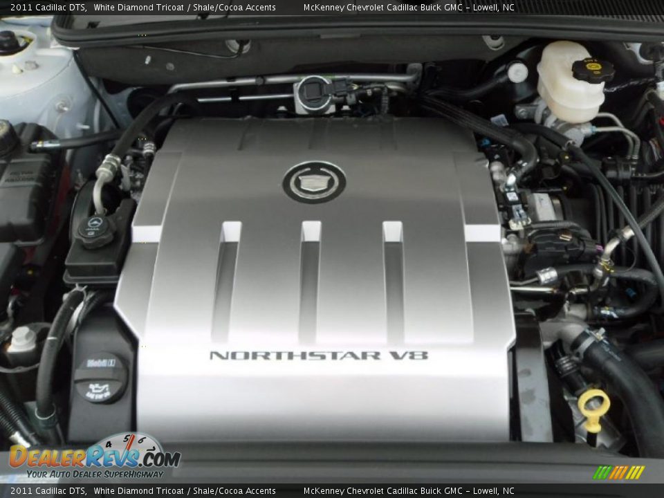 2011 Cadillac DTS White Diamond Tricoat / Shale/Cocoa Accents Photo #23