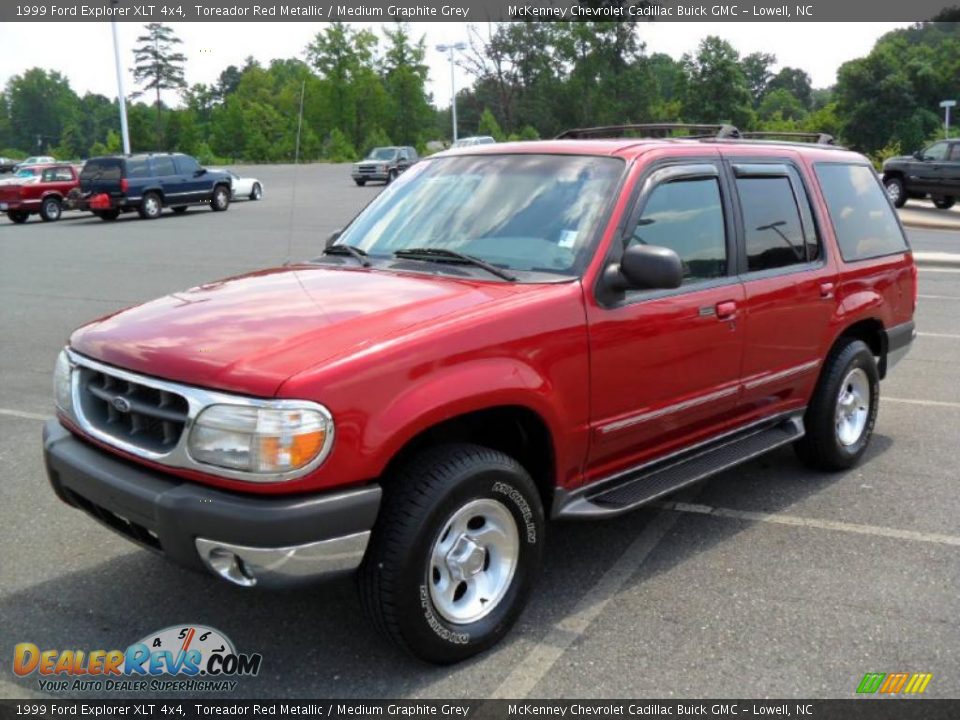 1999 Ford Explorer XLT 4x4 Toreador Red Metallic / Medium Graphite Grey Photo #1