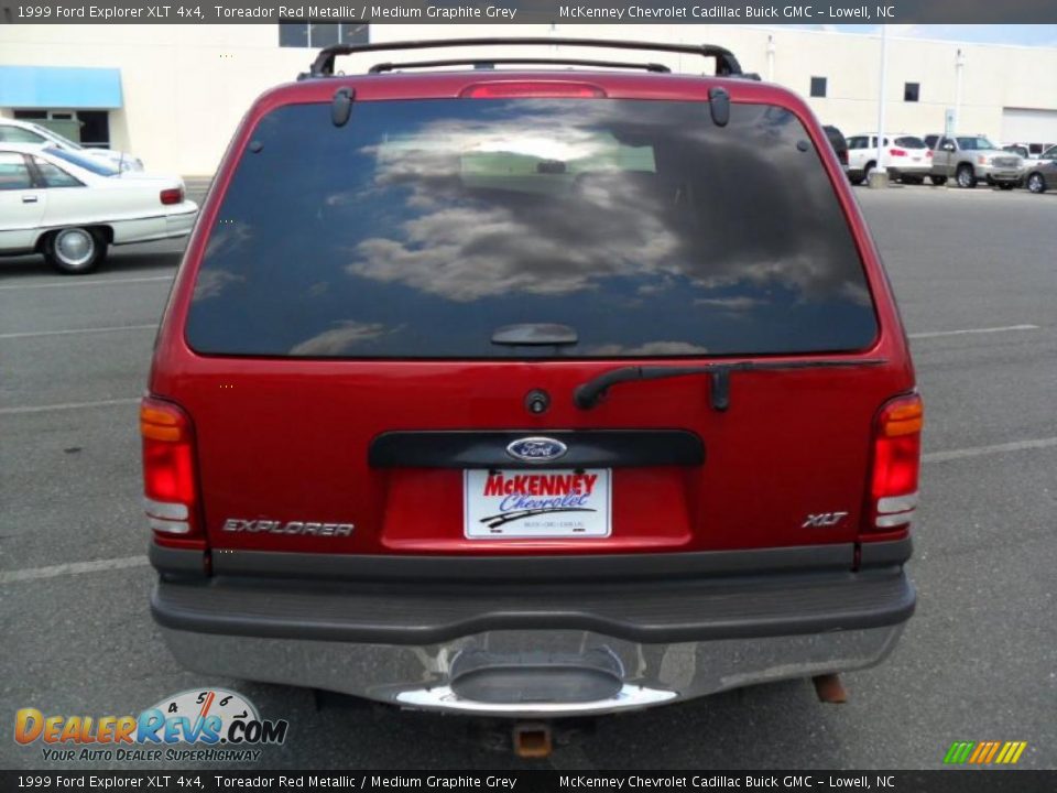1999 Ford Explorer XLT 4x4 Toreador Red Metallic / Medium Graphite Grey Photo #3