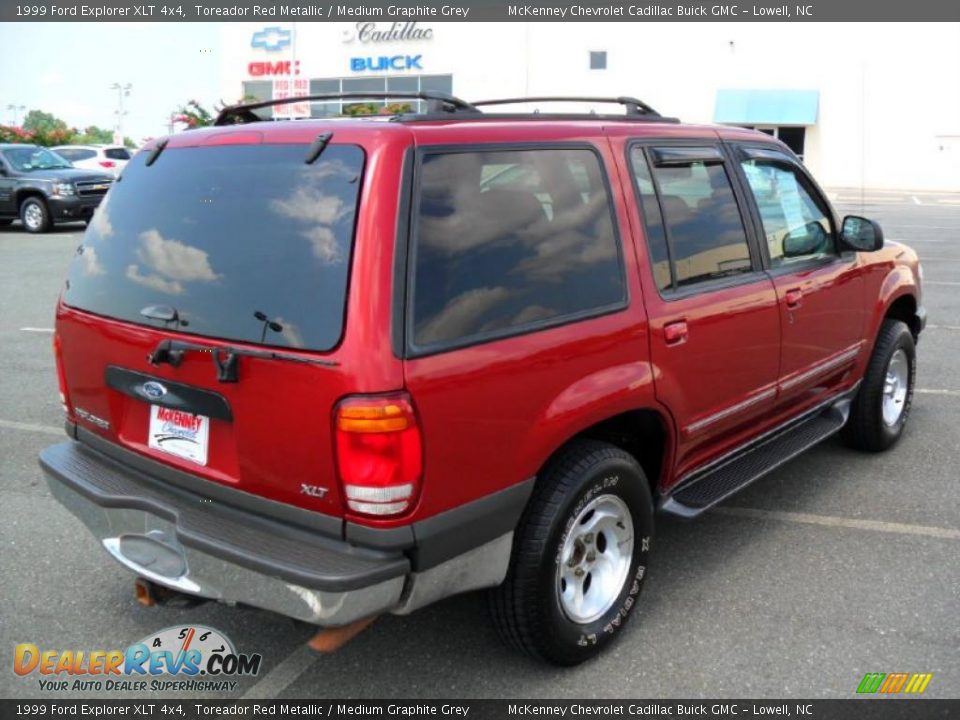 1999 Ford Explorer XLT 4x4 Toreador Red Metallic / Medium Graphite Grey Photo #4