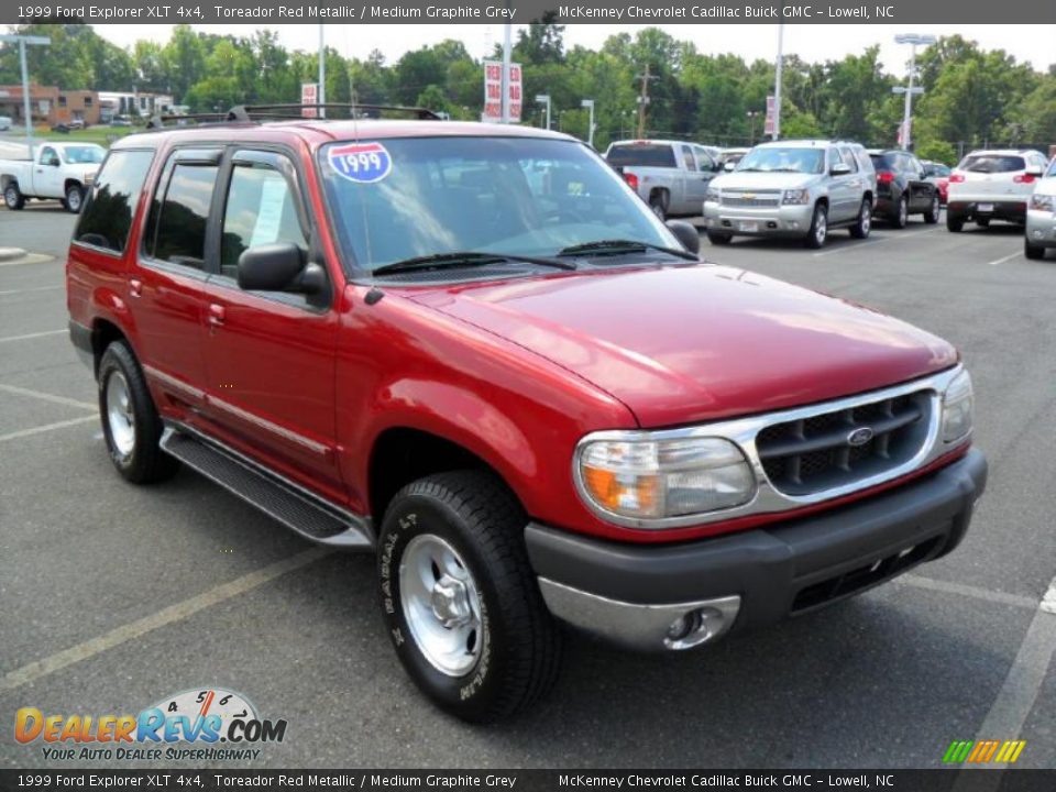 1999 Ford Explorer XLT 4x4 Toreador Red Metallic / Medium Graphite Grey Photo #5
