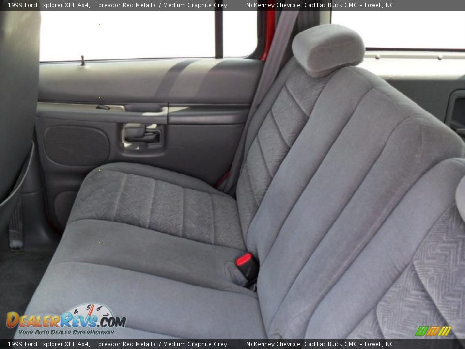 1999 Ford Explorer XLT 4x4 Toreador Red Metallic / Medium Graphite Grey Photo #13