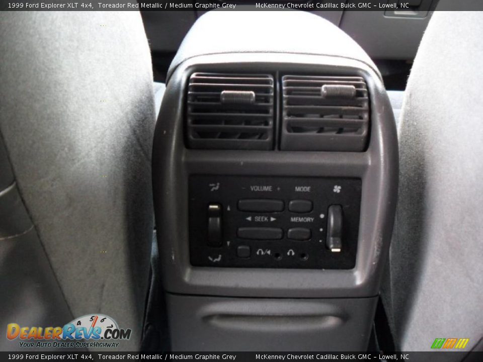 1999 Ford Explorer XLT 4x4 Toreador Red Metallic / Medium Graphite Grey Photo #14