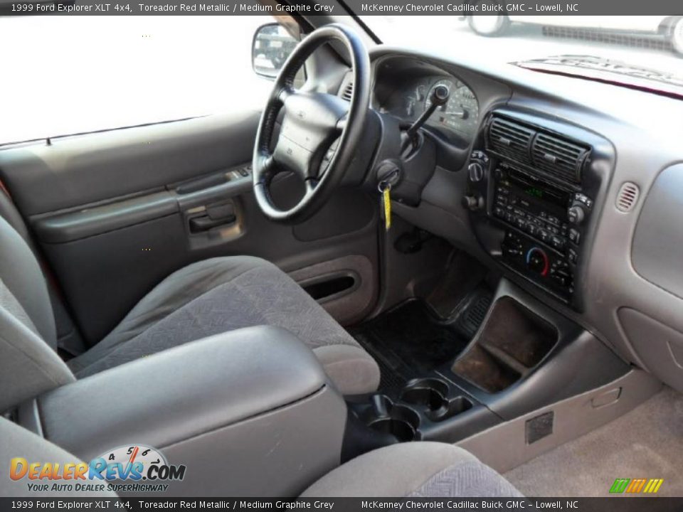 1999 Ford Explorer XLT 4x4 Toreador Red Metallic / Medium Graphite Grey Photo #21