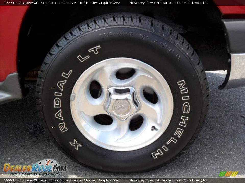 1999 Ford Explorer XLT 4x4 Toreador Red Metallic / Medium Graphite Grey Photo #24