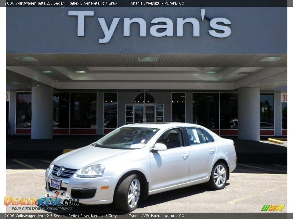 2006 Volkswagen Jetta 2.5 Sedan Reflex Silver Metallic / Grey Photo #1