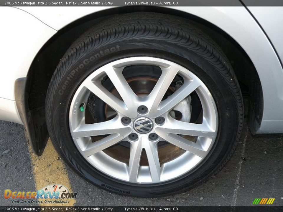 2006 Volkswagen Jetta 2.5 Sedan Reflex Silver Metallic / Grey Photo #20