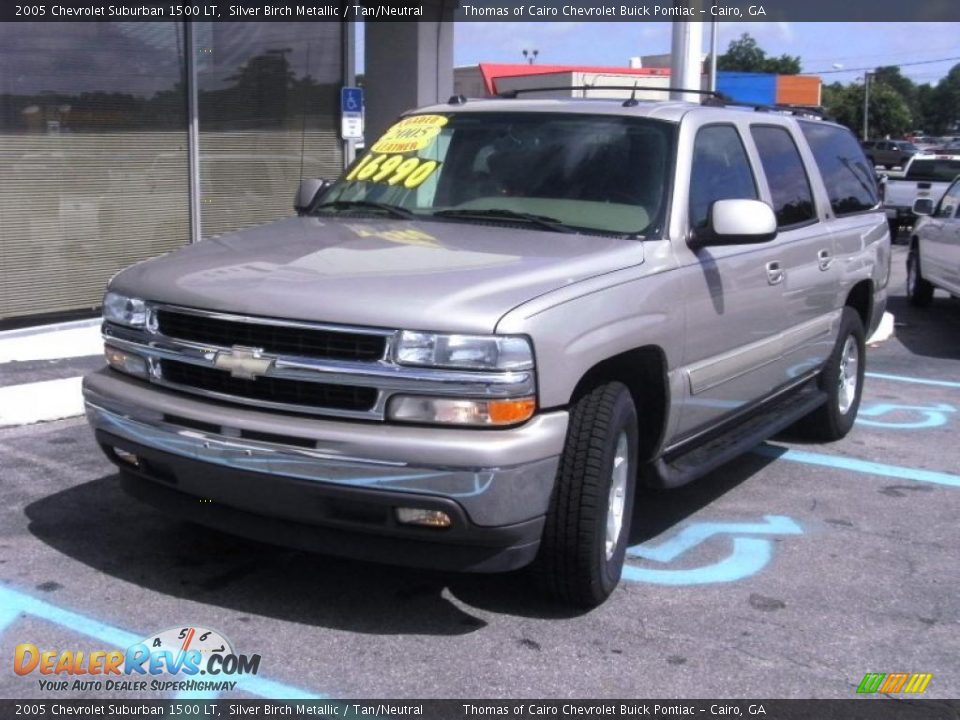 2005 Chevrolet Suburban 1500 LT Silver Birch Metallic / Tan/Neutral Photo #2