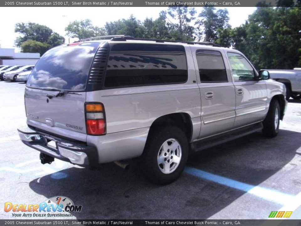 2005 Chevrolet Suburban 1500 LT Silver Birch Metallic / Tan/Neutral Photo #3