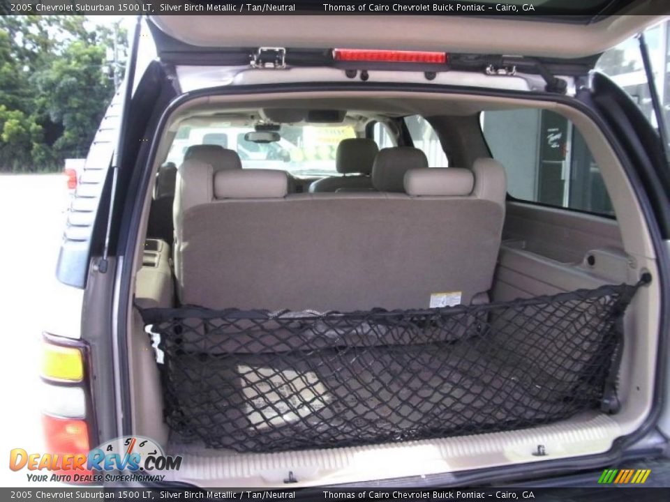 2005 Chevrolet Suburban 1500 LT Silver Birch Metallic / Tan/Neutral Photo #4