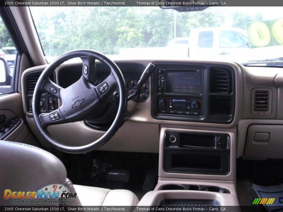 2005 Chevrolet Suburban 1500 LT Silver Birch Metallic / Tan/Neutral Photo #7