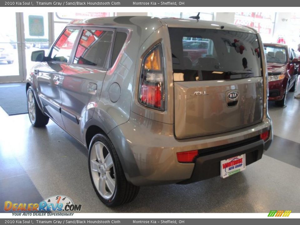 2010 Kia Soul ! Titanium Gray / Sand/Black Houndstooth Cloth Photo #5