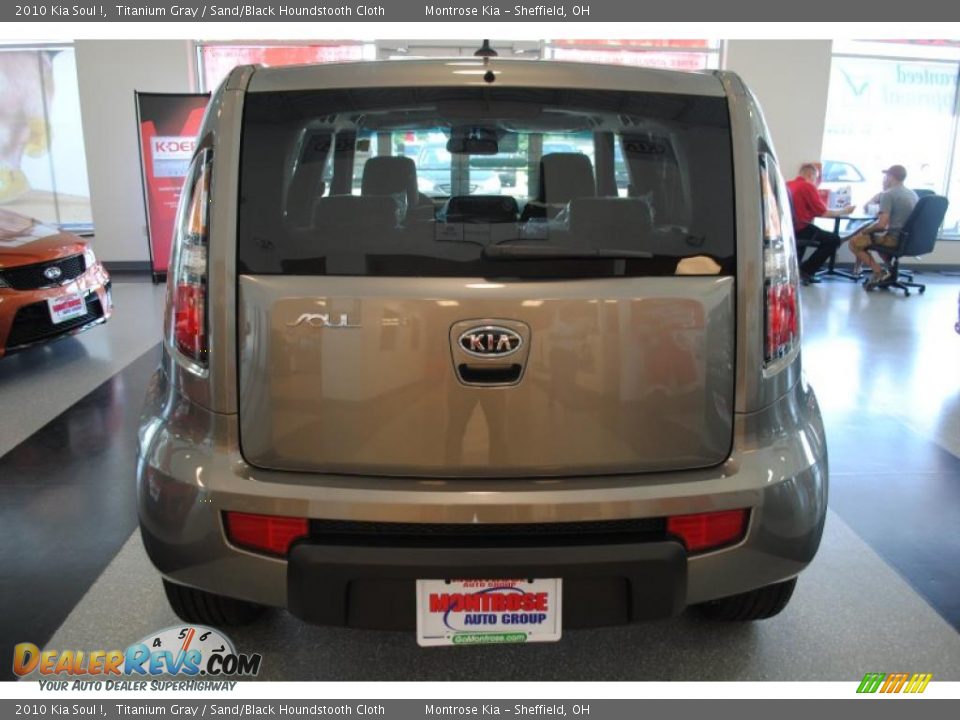 2010 Kia Soul ! Titanium Gray / Sand/Black Houndstooth Cloth Photo #6