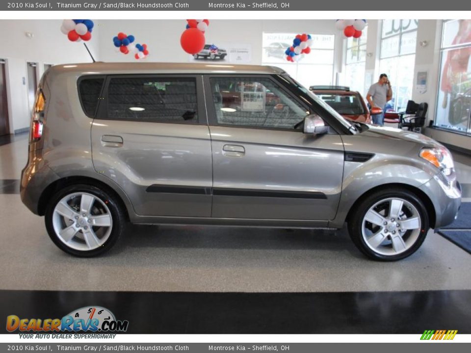 2010 Kia Soul ! Titanium Gray / Sand/Black Houndstooth Cloth Photo #9