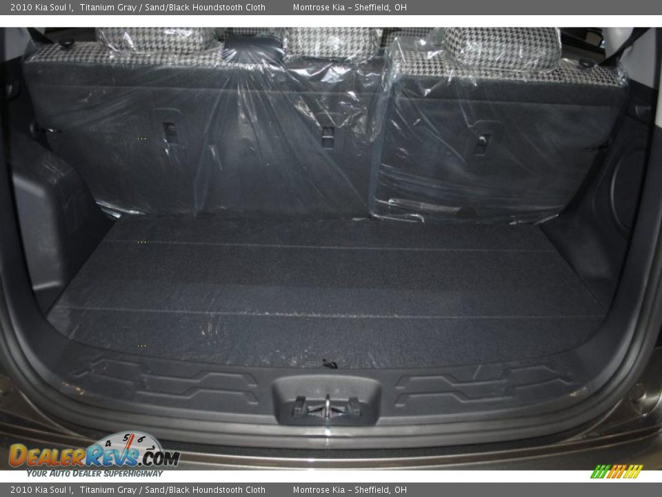2010 Kia Soul ! Titanium Gray / Sand/Black Houndstooth Cloth Photo #25
