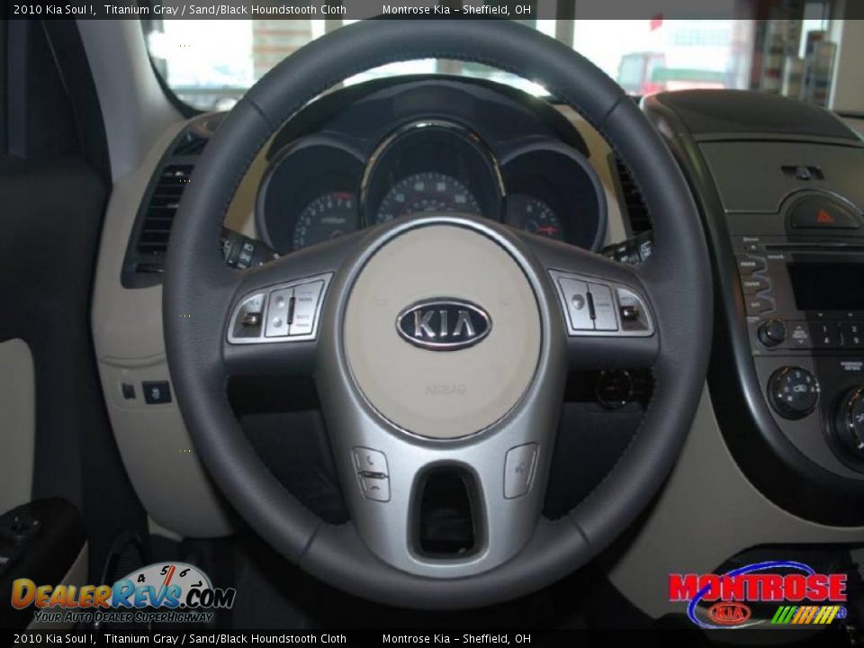 2010 Kia Soul ! Titanium Gray / Sand/Black Houndstooth Cloth Photo #28