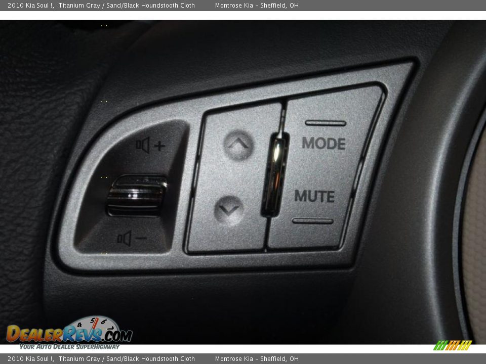 2010 Kia Soul ! Titanium Gray / Sand/Black Houndstooth Cloth Photo #29