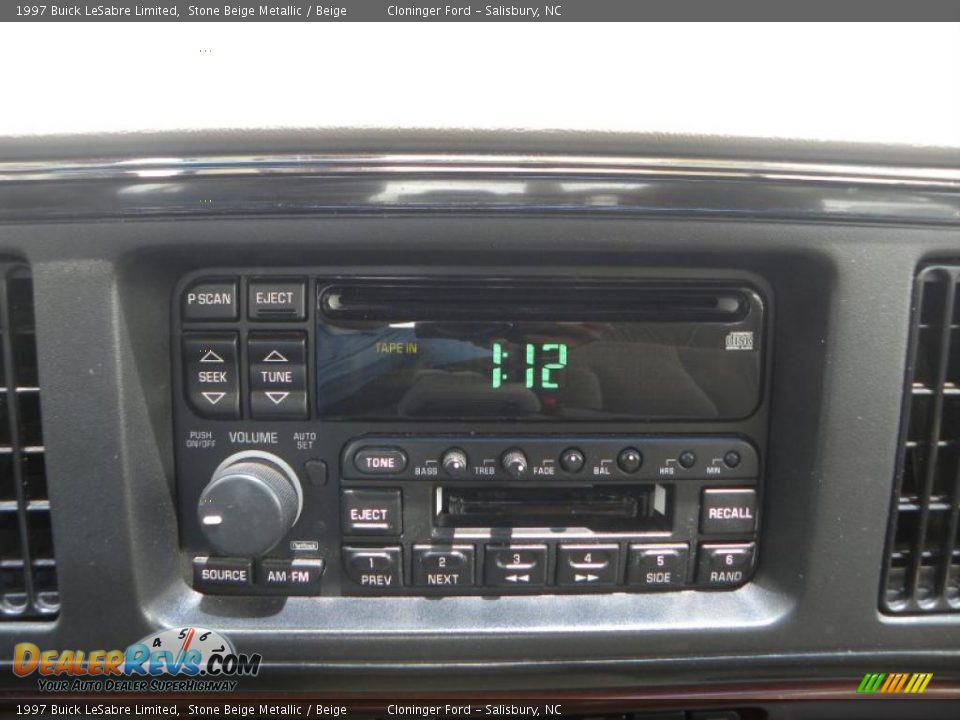 1997 Buick LeSabre Limited Stone Beige Metallic / Beige Photo #16