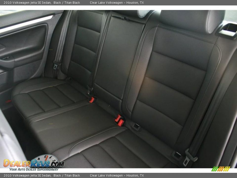 2010 Volkswagen Jetta SE Sedan Black / Titan Black Photo #17