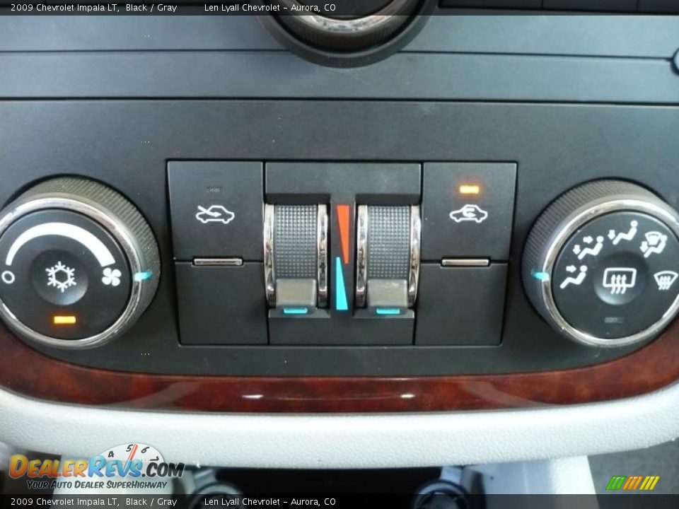 2009 Chevrolet Impala LT Black / Gray Photo #25