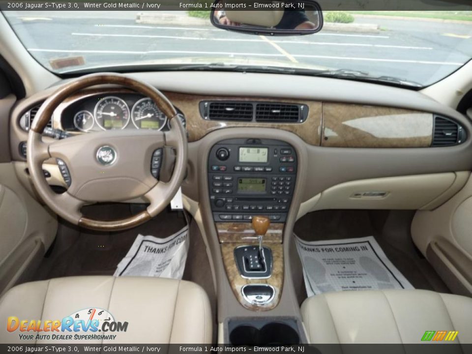2006 Jaguar S-Type 3.0 Winter Gold Metallic / Ivory Photo #7