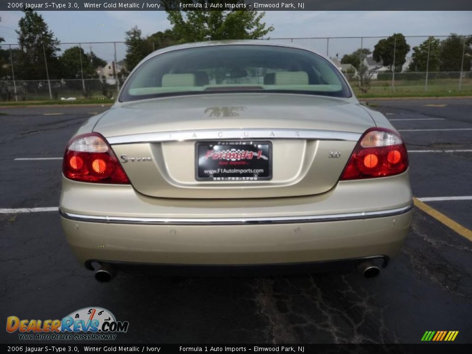 2006 Jaguar S-Type 3.0 Winter Gold Metallic / Ivory Photo #10