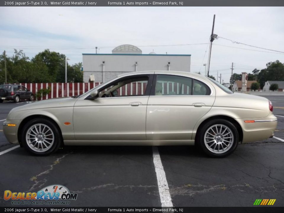 2006 Jaguar S-Type 3.0 Winter Gold Metallic / Ivory Photo #11