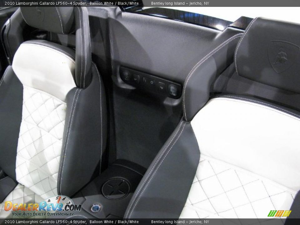 2010 Lamborghini Gallardo LP560-4 Spyder Balloon White / Black/White Photo #15