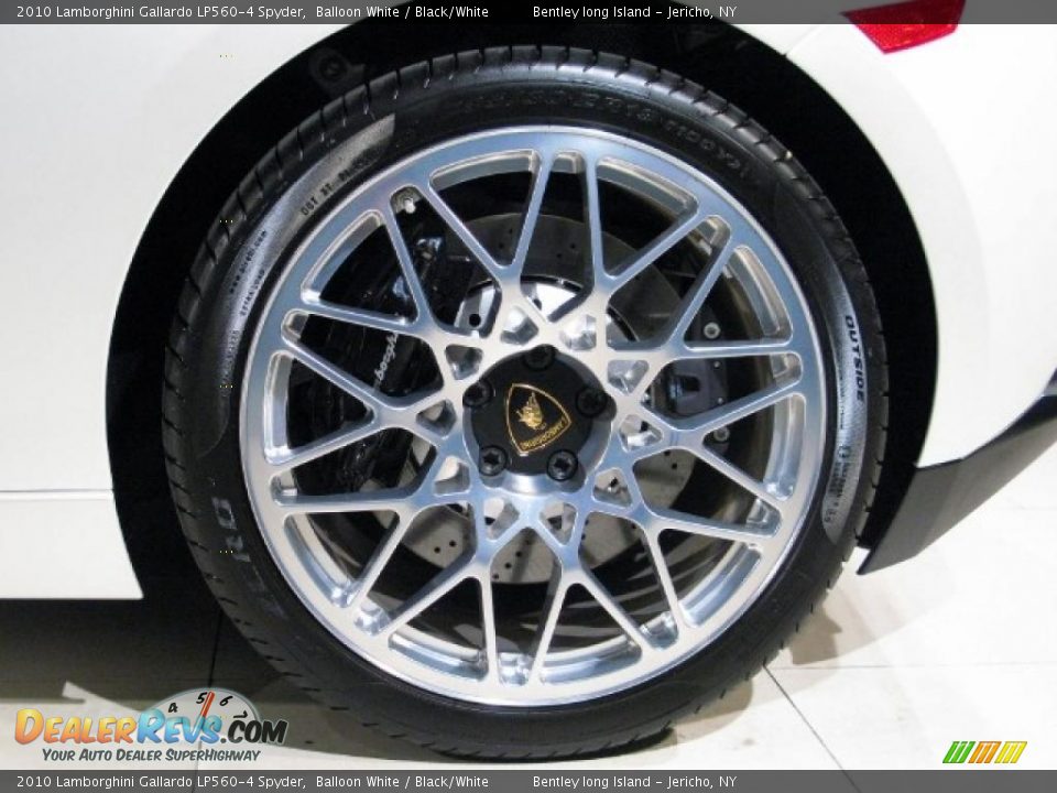 2010 Lamborghini Gallardo LP560-4 Spyder Balloon White / Black/White Photo #17