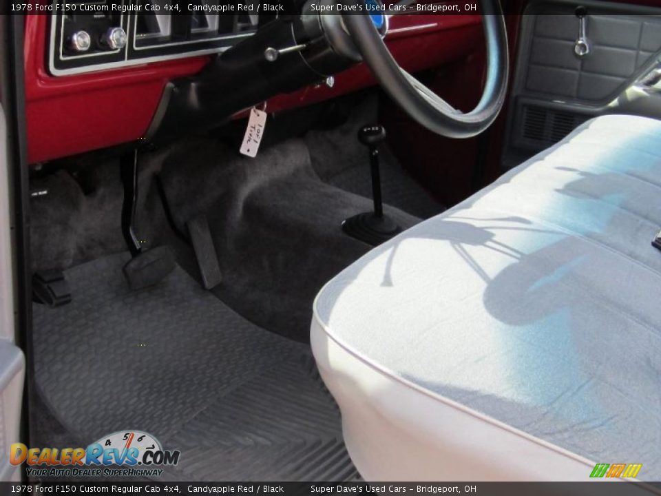 Front Seat of 1978 Ford F150 Custom Regular Cab 4x4 Photo #32