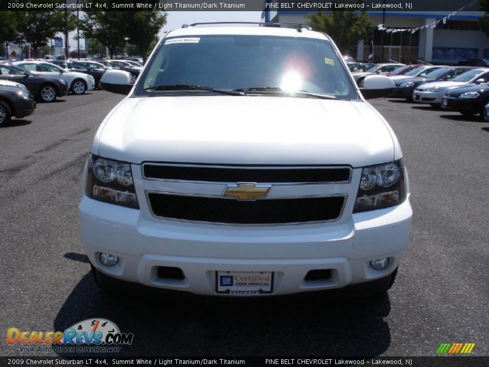 2009 Chevrolet Suburban LT 4x4 Summit White / Light Titanium/Dark Titanium Photo #2