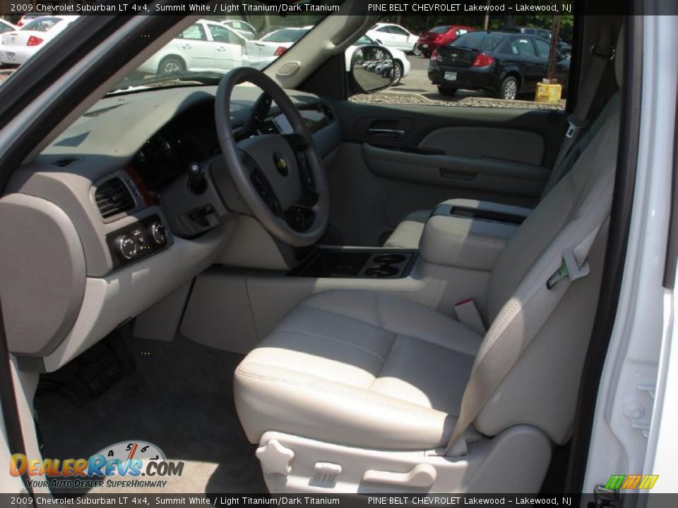 2009 Chevrolet Suburban LT 4x4 Summit White / Light Titanium/Dark Titanium Photo #10