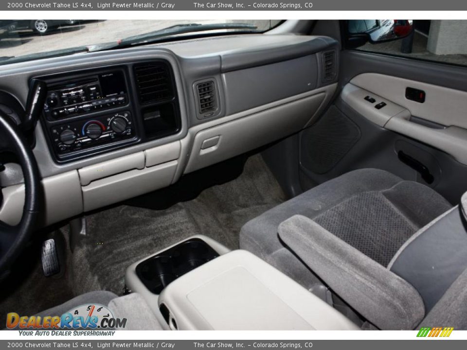 2000 Chevrolet Tahoe LS 4x4 Light Pewter Metallic / Gray Photo #11