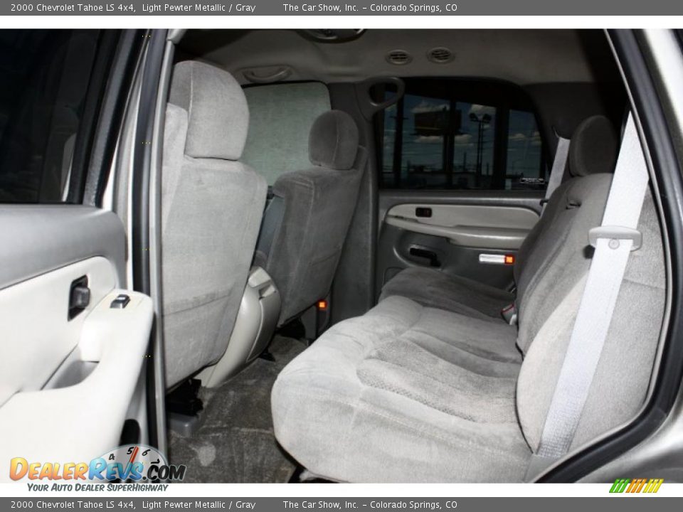 2000 Chevrolet Tahoe LS 4x4 Light Pewter Metallic / Gray Photo #15