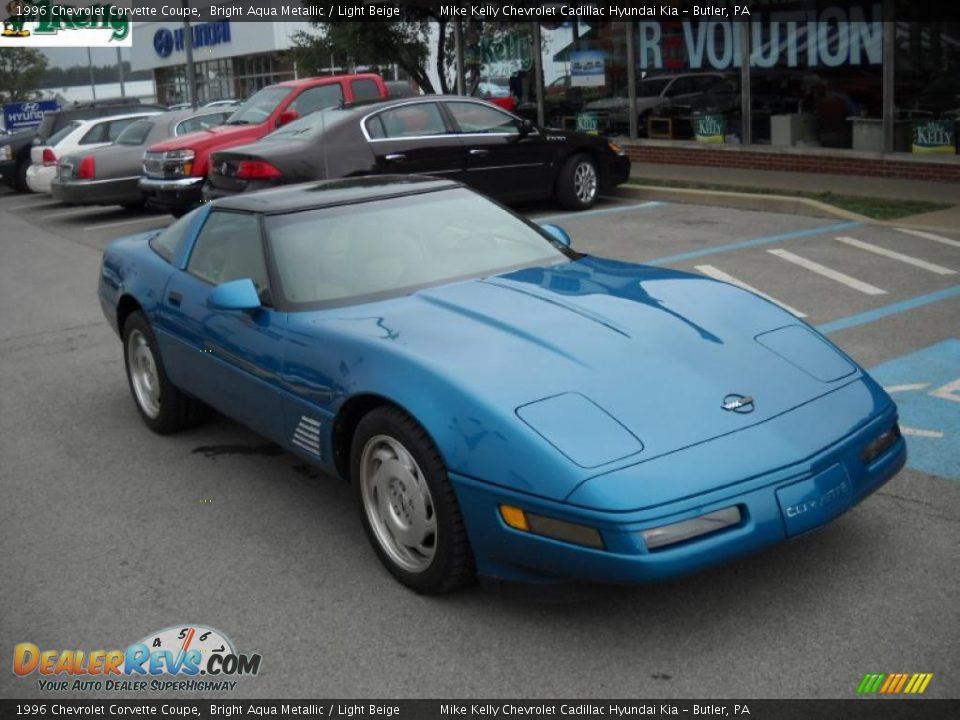 1996 Chevrolet Corvette Coupe Bright Aqua Metallic / Light Beige Photo #1