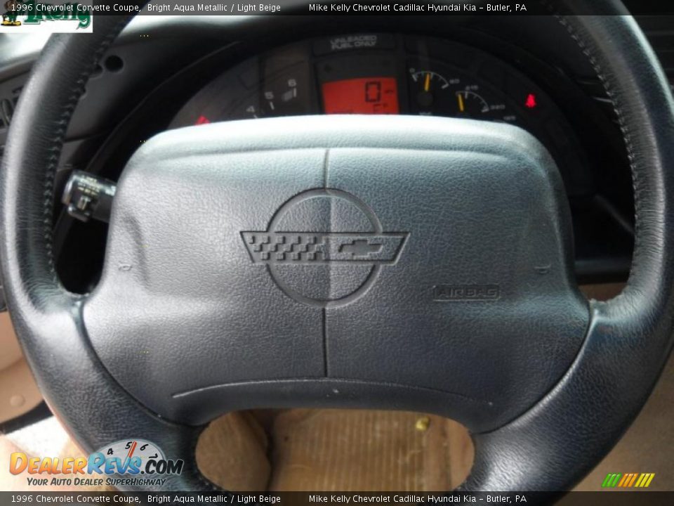 1996 Chevrolet Corvette Coupe Bright Aqua Metallic / Light Beige Photo #19