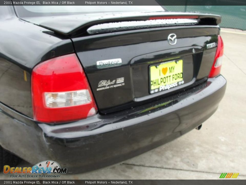 2001 Mazda Protege ES Black Mica / Off Black Photo #20