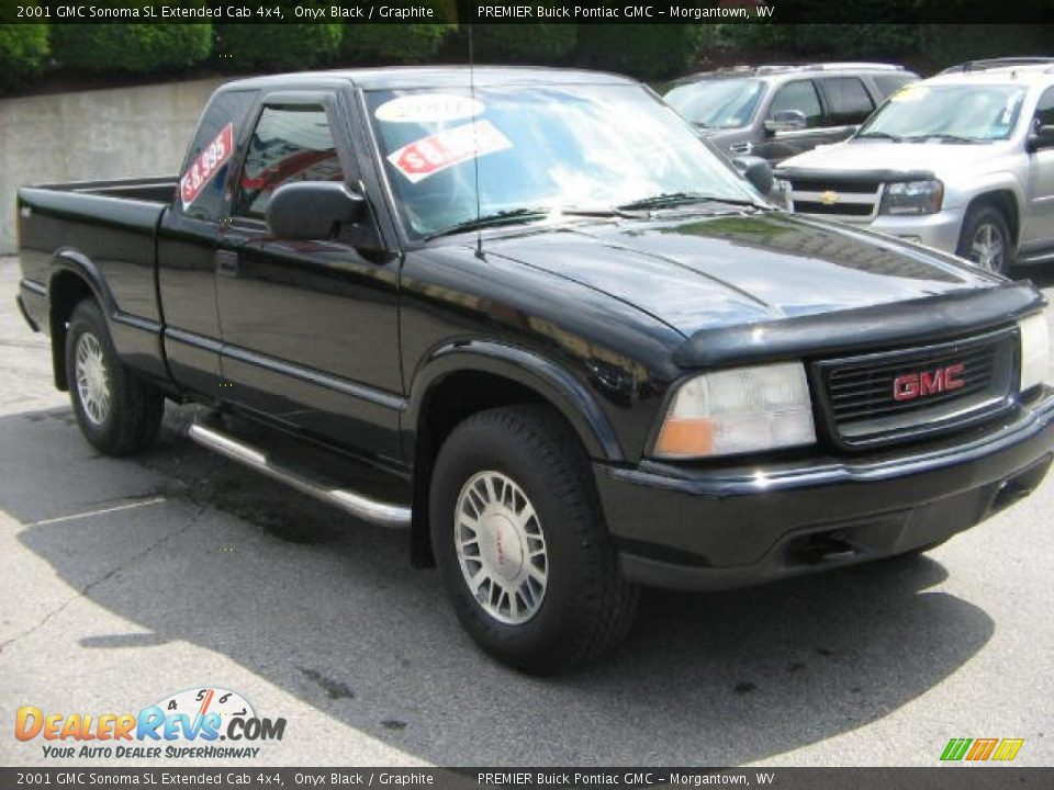 2001 GMC Sonoma SL Extended Cab 4x4 Onyx Black / Graphite Photo #1