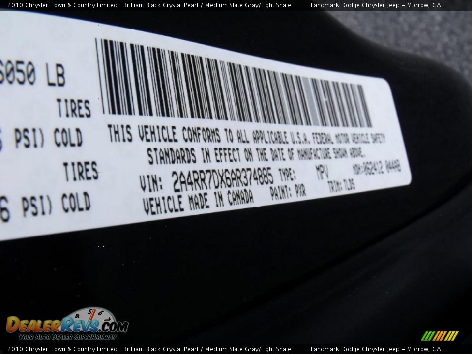 2010 Chrysler Town & Country Limited Brilliant Black Crystal Pearl / Medium Slate Gray/Light Shale Photo #16