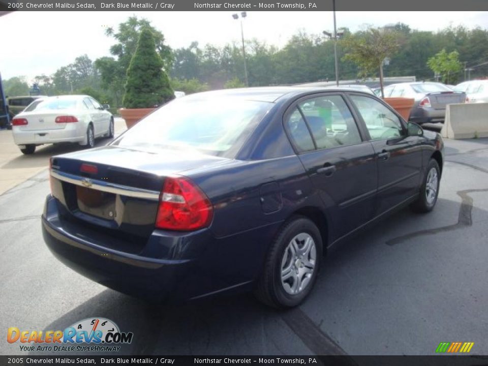 2005 Chevrolet Malibu Sedan Dark Blue Metallic / Gray Photo #3