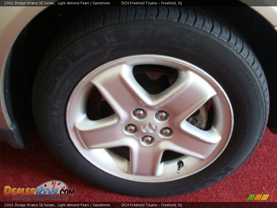 2002 Dodge Stratus SE Sedan Light Almond Pearl / Sandstone Photo #3