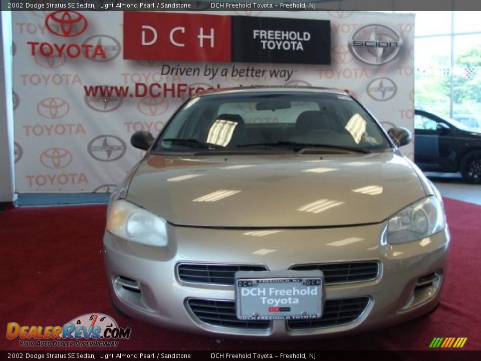 2002 Dodge Stratus SE Sedan Light Almond Pearl / Sandstone Photo #4