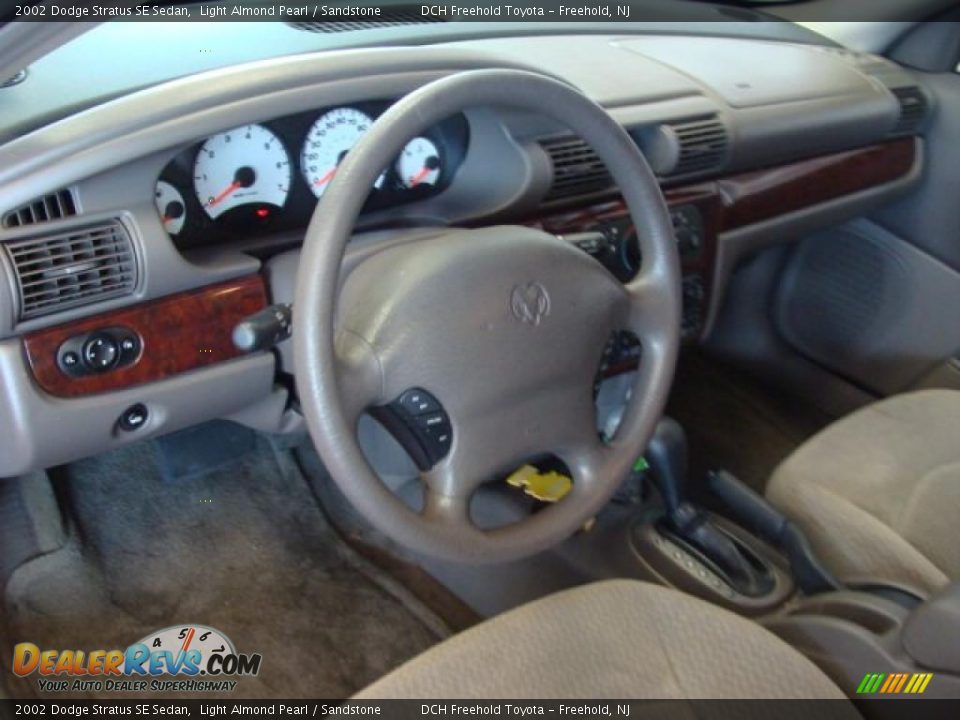 2002 Dodge Stratus SE Sedan Light Almond Pearl / Sandstone Photo #14