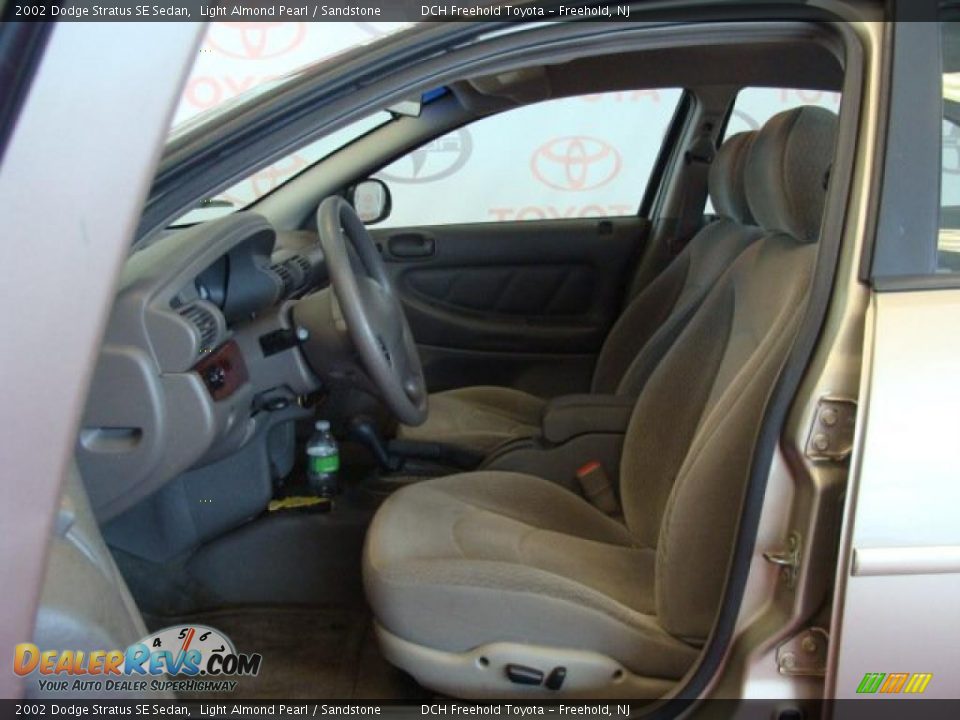 2002 Dodge Stratus SE Sedan Light Almond Pearl / Sandstone Photo #15