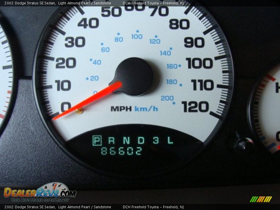 2002 Dodge Stratus SE Sedan Light Almond Pearl / Sandstone Photo #20
