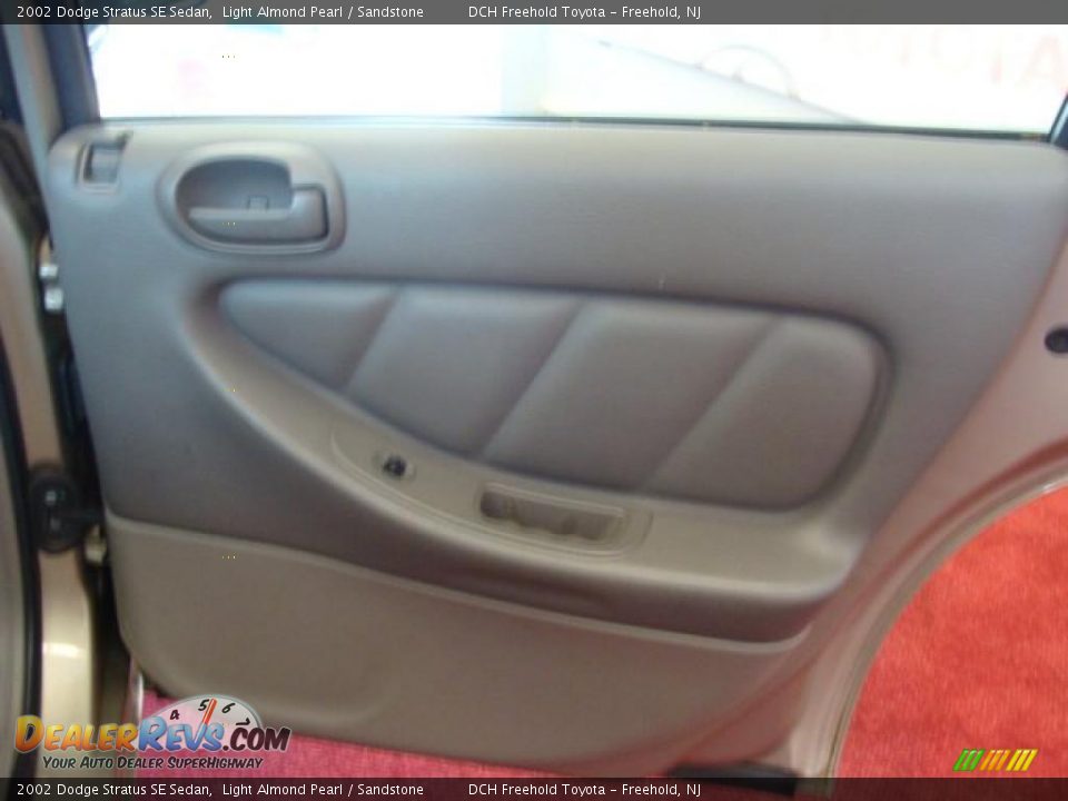 2002 Dodge Stratus SE Sedan Light Almond Pearl / Sandstone Photo #22